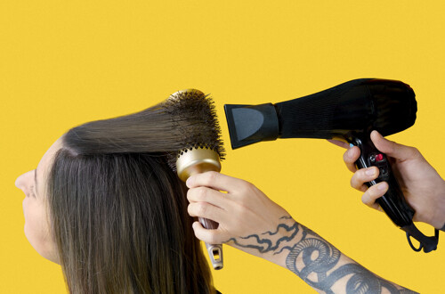 Brushing (cheveux longs) Brushing (cheveux longs) à domicile