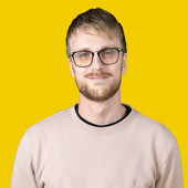 Hairdresser at home, Croydon - Nikolay